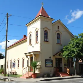 Casa da Cultura de Belford Roxo: Explore Biblioteca e Teatro